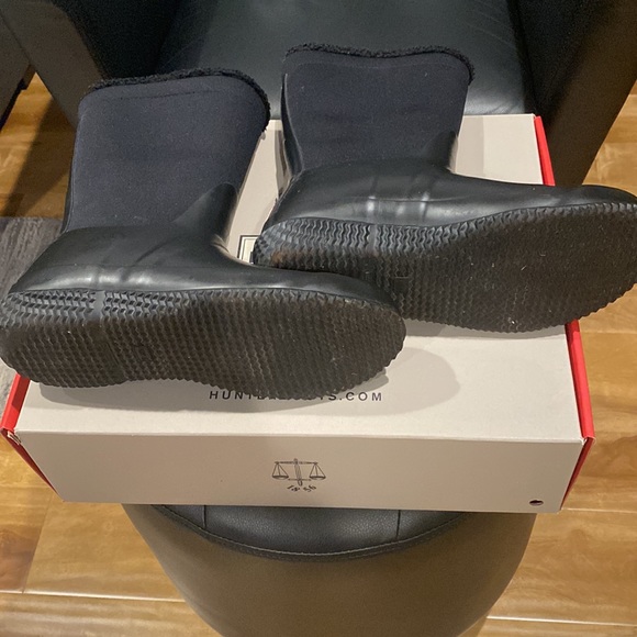 Hunter Black Roll Top Sherpa Boot - Size 7 - Picture 7 of 9